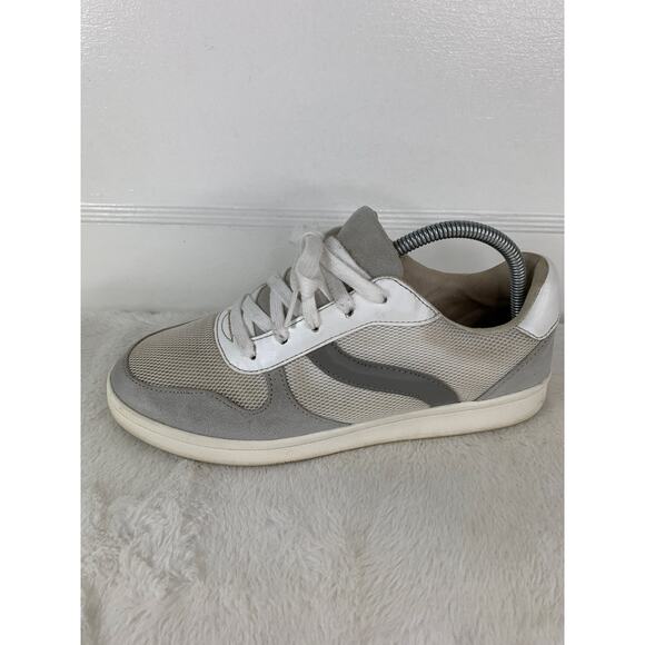 Old Navy Women’s Classic Sneakers White Gray Size 9 Casual Shoes - Picture 4 of 10
